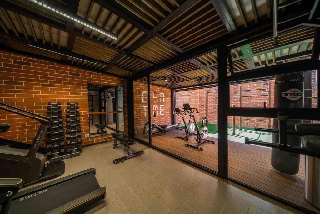 Lovely 1 Bedroom Unit With Free Parking Modra Zone 4 グアテマラシティ エクステリア 写真