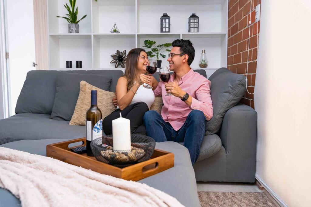 Lovely 1 Bedroom Unit With Free Parking Modra Zone 4 グアテマラシティ エクステリア 写真