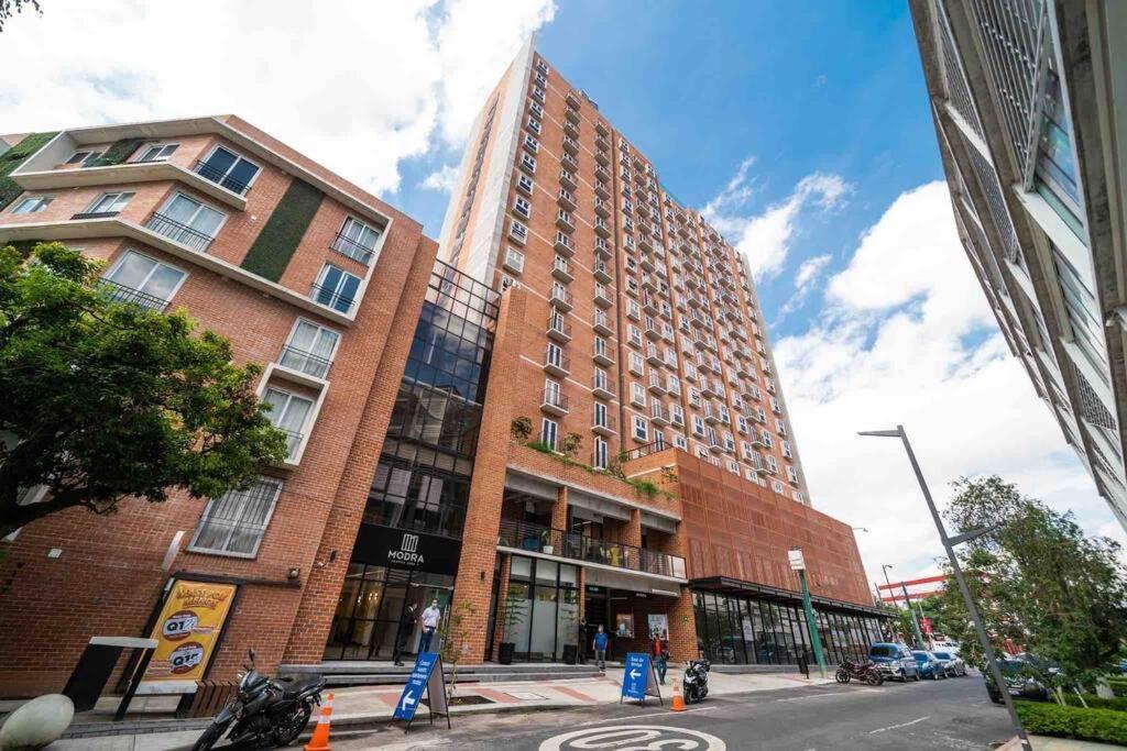 Lovely 1 Bedroom Unit With Free Parking Modra Zone 4 グアテマラシティ エクステリア 写真